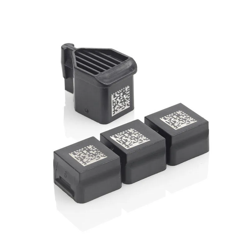 laser-QR-code-on-plastic